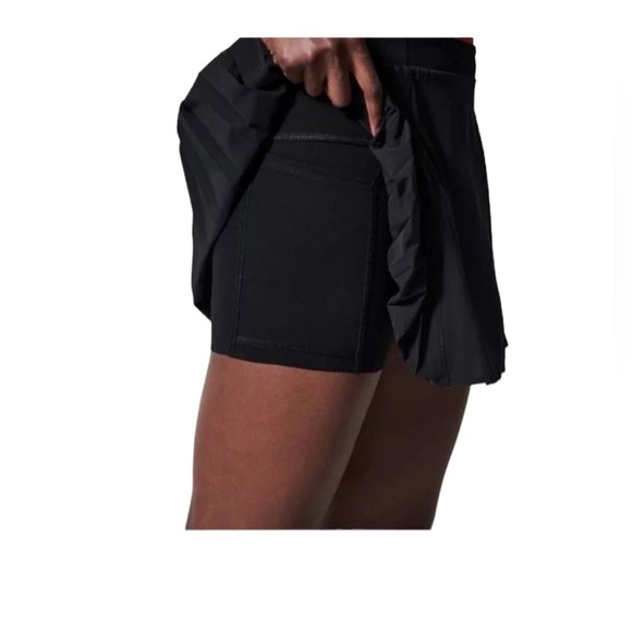 NEW Spanx Get Moving Pleated Skort Black - Picture 3 of 12